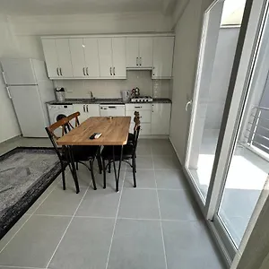 Newton Apart , Fethiye Türkiye