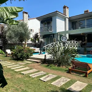 Yetişkin Oteli Argente (adults Only), Alaçatı